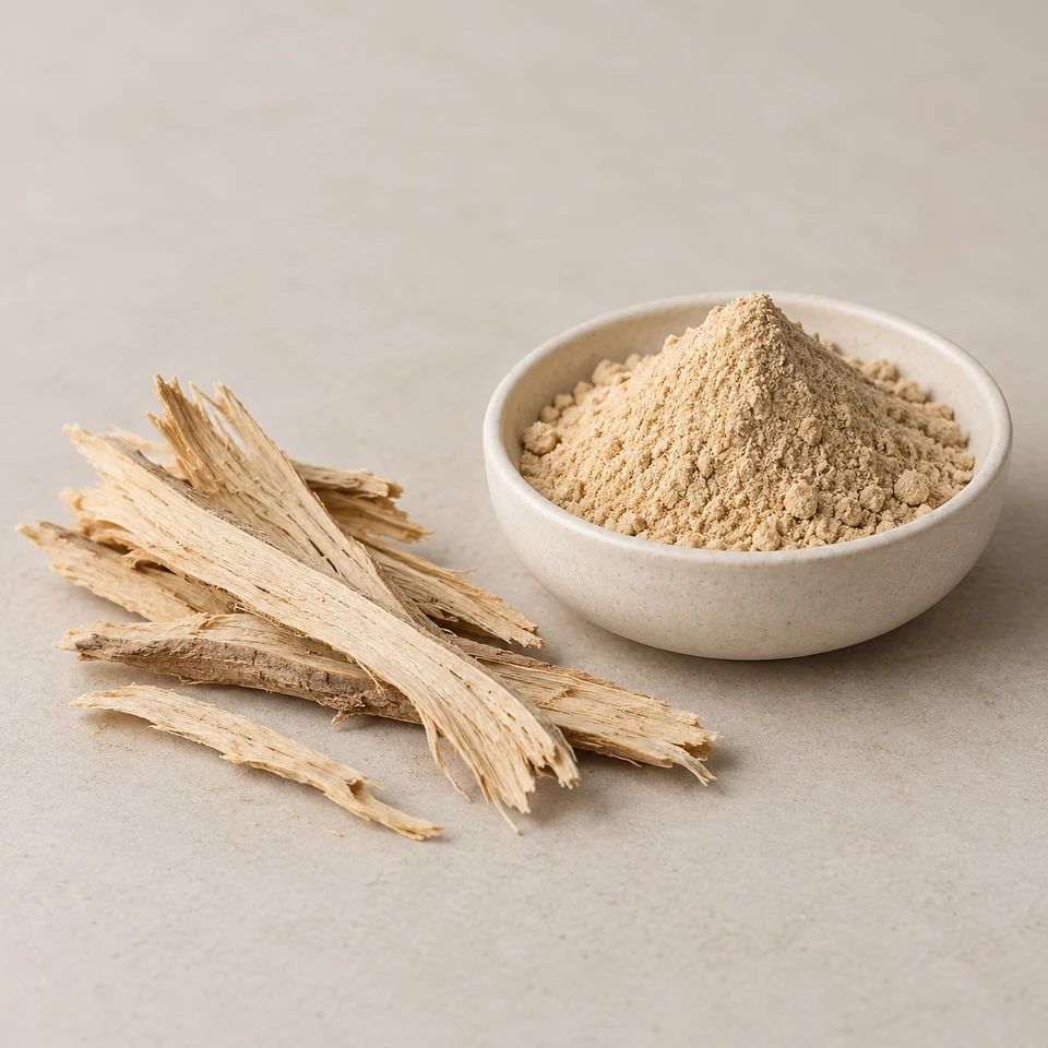 Slippery Elm Inner Bark Extract powder and dry fibrous bark marketing visual